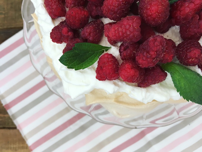 Malinová Pavlova